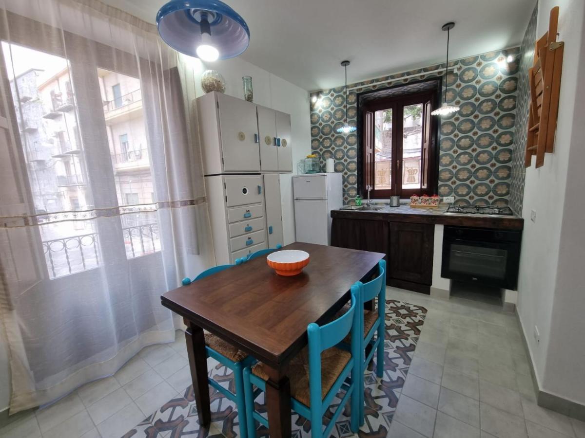 Casa Viotti Le Fuoriserie Palermo Luaran gambar